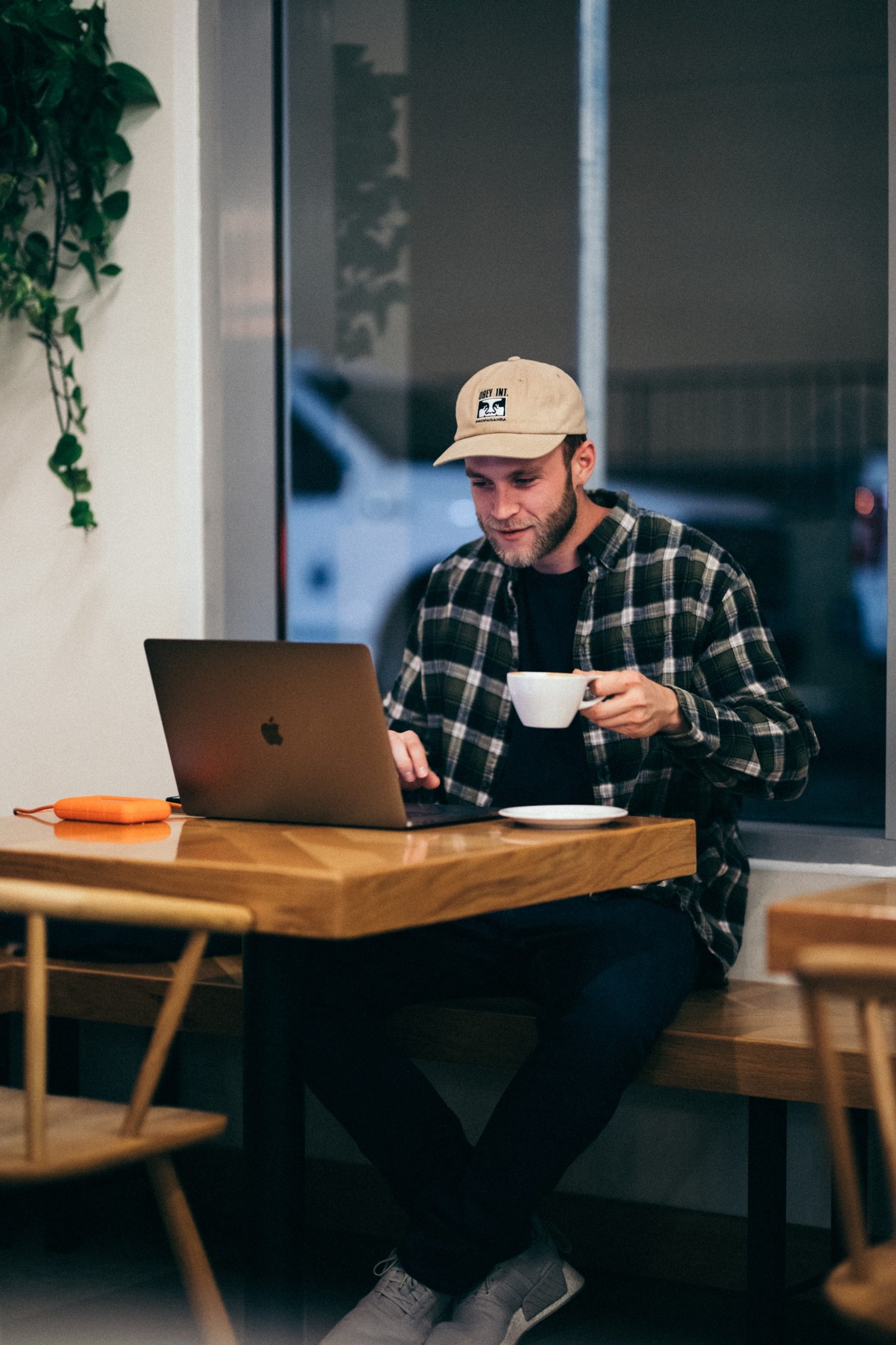 Creator working in a cafe